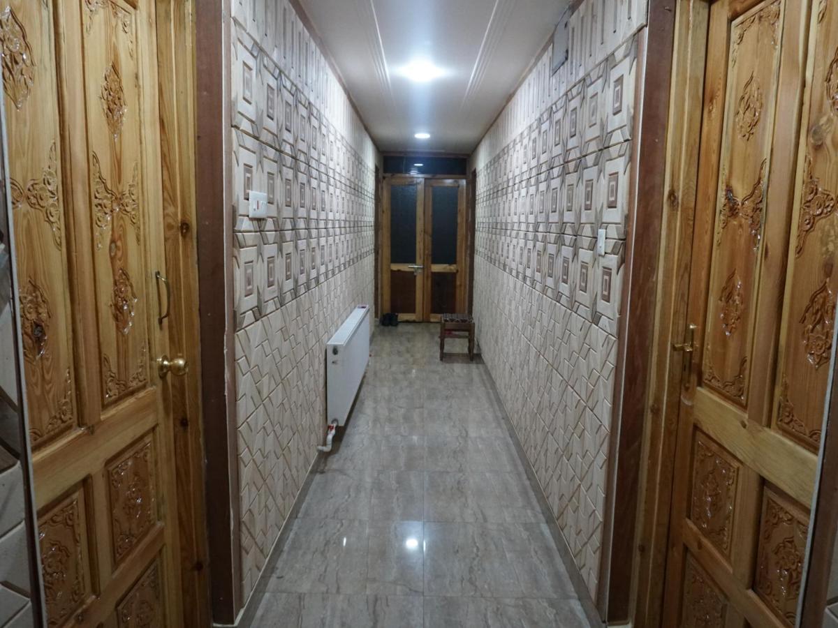 Hotel Barzman Sonāmarg Екстериор снимка