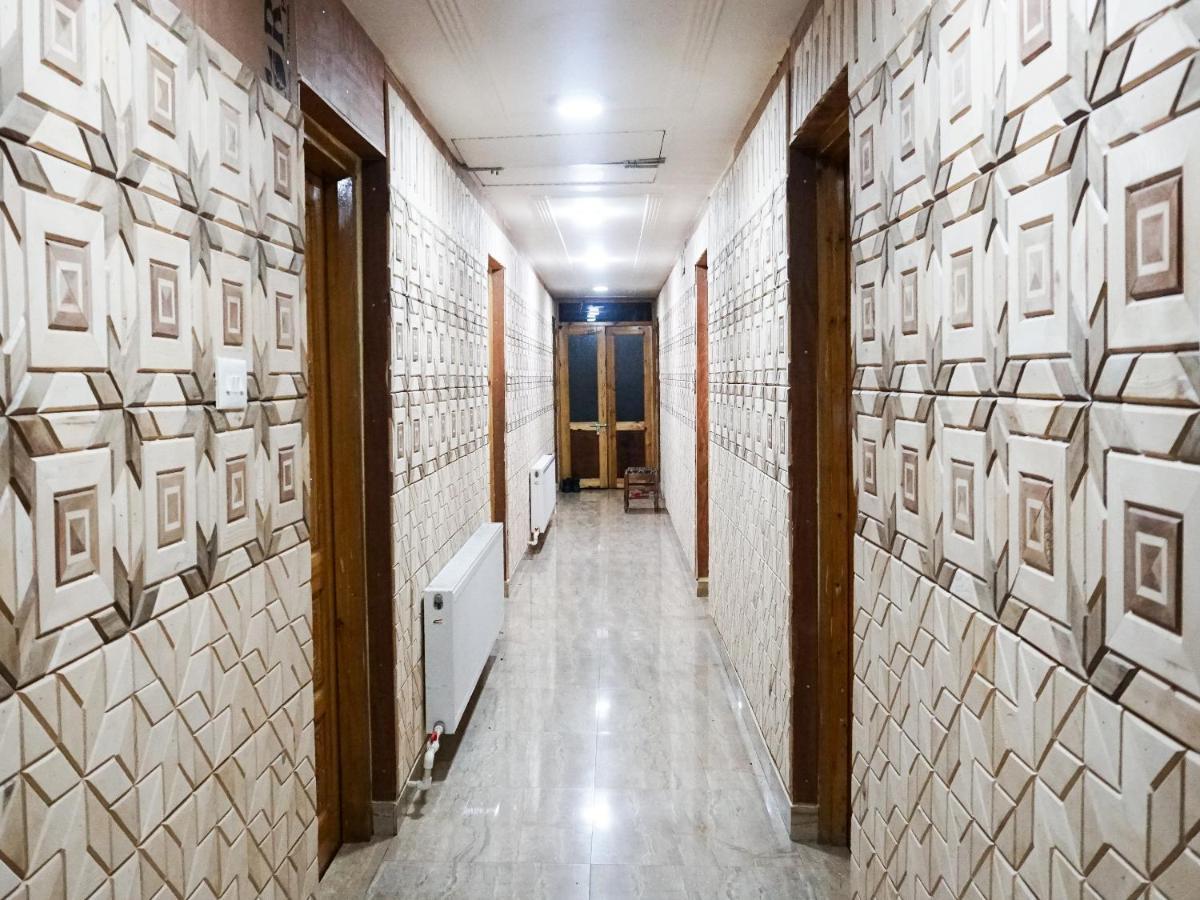 Hotel Barzman Sonāmarg Екстериор снимка